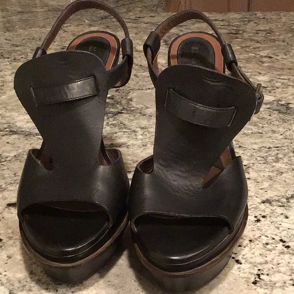 Marni Leather Platform Heels - Picture 3 of 8